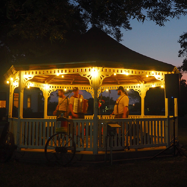 455878904_893090769521617_6328611303561917419_n-600px